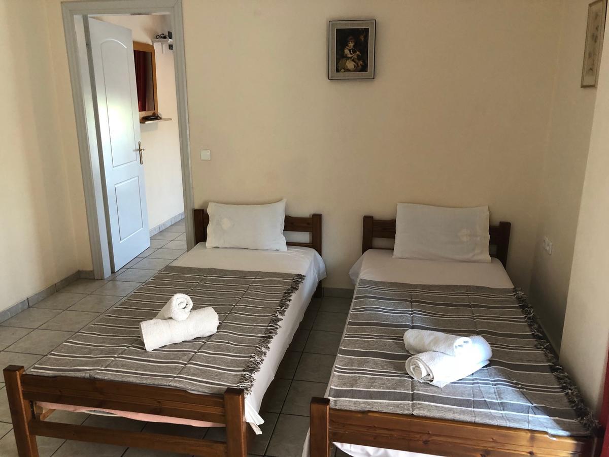 Rooms Lazos Olympiakí Aktí Exteriér fotografie